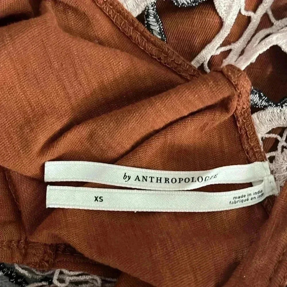 [XS]Anthropologie Flutter-Sleeve Top with Crochet  Lace Detailing - Picture 7 of 9